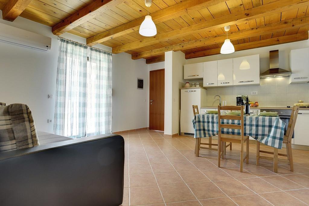 Apartments Susanna Ližnjan المظهر الخارجي الصورة
